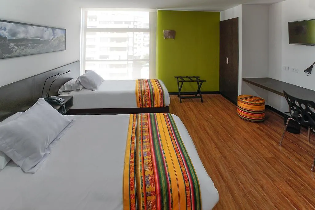 ***  Hotel Casa Q Quito Ecuador